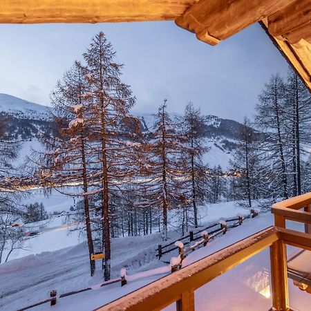 Chalet Imbosc'ché - B&B in beautiful surroundings Livigno Esterno foto