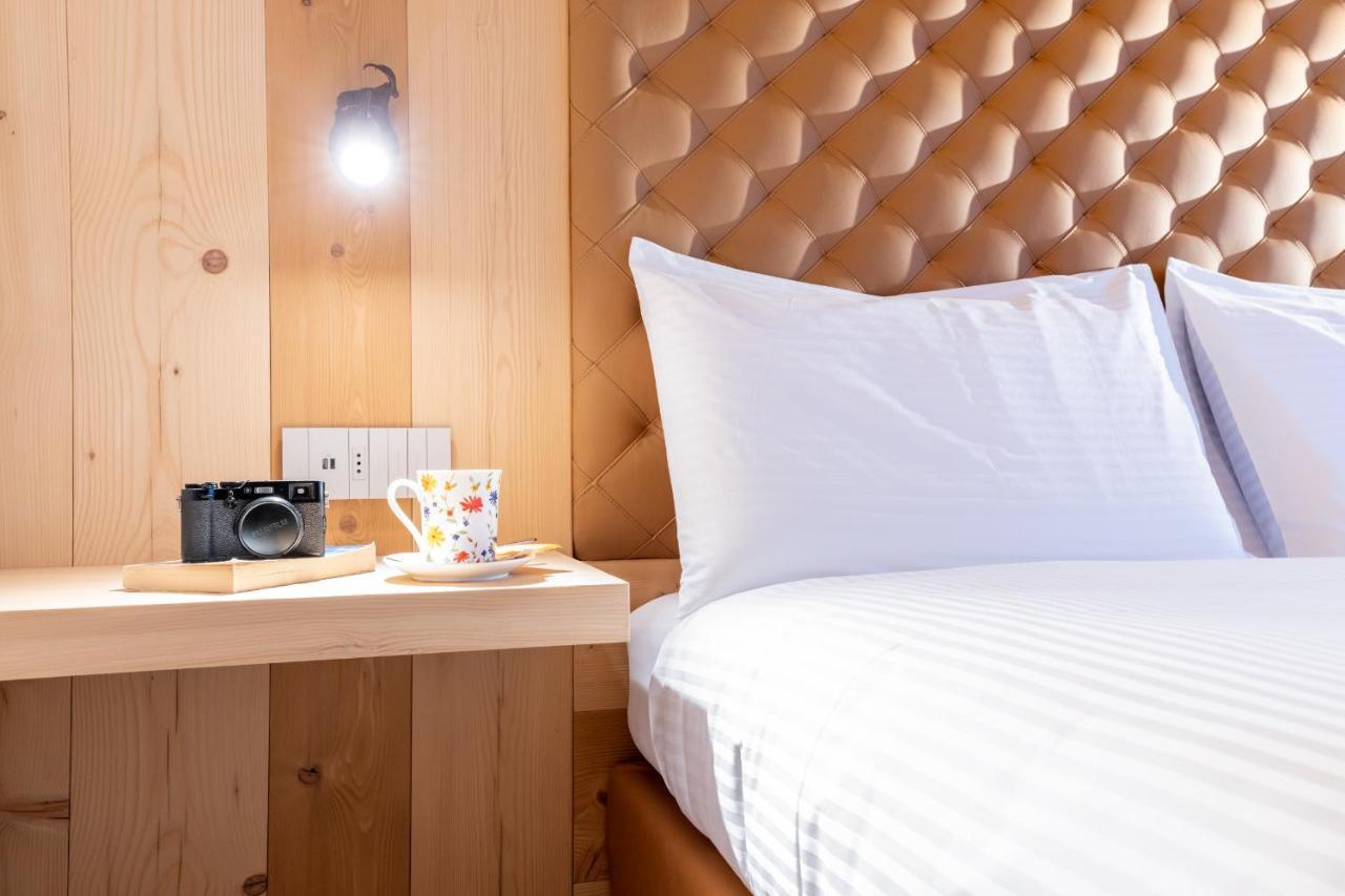 Chalet Imbosc'ché - B&B in beautiful surroundings Livigno Esterno foto