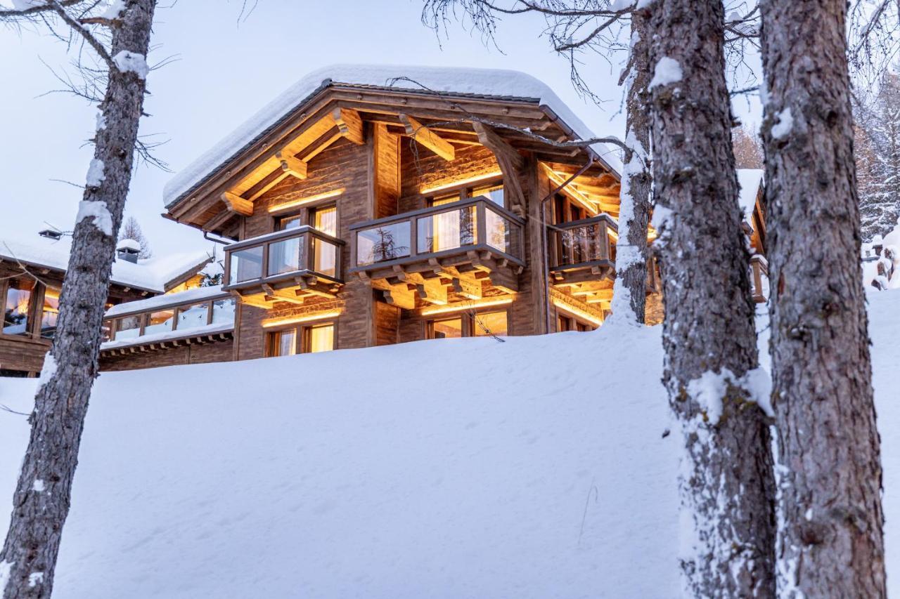 Chalet Imbosc'ché - B&B in beautiful surroundings Livigno Esterno foto