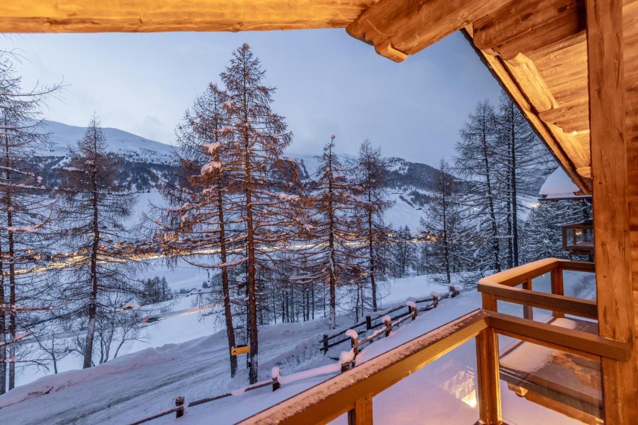 Chalet Imbosc'ché - B&B in beautiful surroundings Livigno Esterno foto